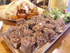 香辣米肠-Myth猪蹄(明洞店)