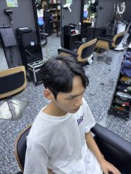 -藤野造型专业烫染接发