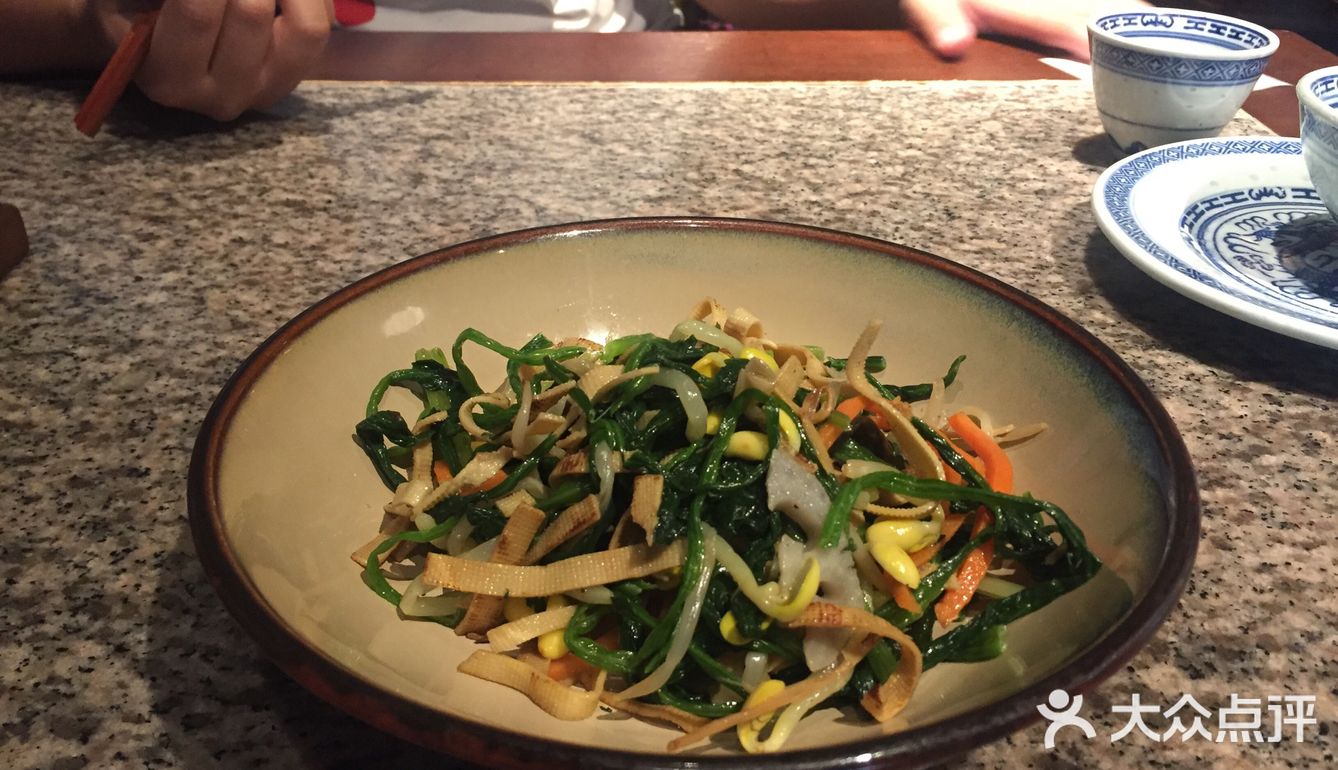 薄饼牛肉松那个不太建议点 里面有酸豆角