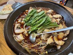 -都江堰石锅鱼