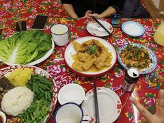 -闯关东东北农家菜(崂山石老人店)