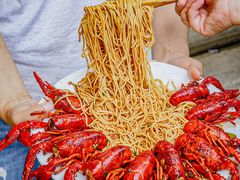 -捌贰虾蟹·江湖菜馆(江汉路店)