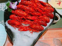 -龙虾风暴(松江店)