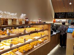 面包甜点陈列柜-山崎面包(苏州中心店)