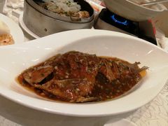 葱烧武昌鱼-亢龙太子酒轩(东湖店)