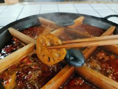 -瓜西西重庆火锅(花溪店)