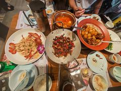 -黄泥岗·地道湖北菜(奥特莱斯店)