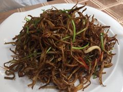 手撕茶树菇目鱼丝-乾隆美食·本帮菜(黄河路店)