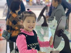 -朱师傅眼镜·蔡司·依视路·尼康(市先进店)