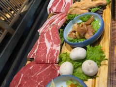 -明洞阿姨·韩式酱蟹烤肉·创意料理(三元桥店)