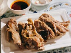 手抓羊腿肉-贯贯吉·清真餐厅(浙江中路店)