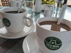 -侯臣咖啡文化村