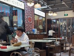 -鸿姐老火锅(花园路店)