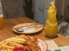 -汇泉王朝大饭店