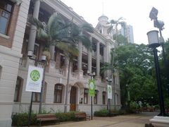 -香港大学
