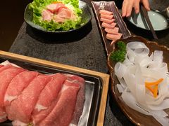 -湊湊火锅·茶憩(新中关购物中心店)