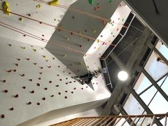 -龙景攀岩(海峡世茂广场店)