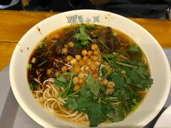 -八一路好吃街(雨田商务大厦店)