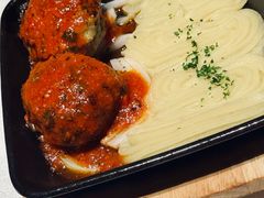 俄式传统肉饼配土豆泥-俄士厨房(环球港店)