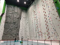 -重庆际华园室内极限运动中心