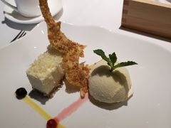 法式芒果拿破仑佐椰香冰激凌-王品台塑牛排(成都万象城店)