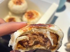盒装鲜肉月饼-长发西饼(临顿路店)