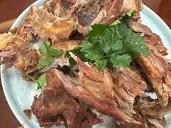-红岩美食坊(伊春市伊春区)