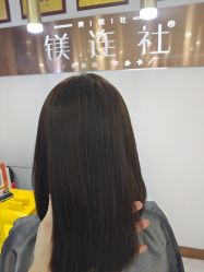-镁连社·美联社