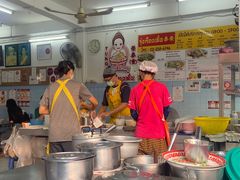 -榮泰米粉湯(Left Shop)