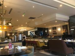 -港丽餐厅(高德置地店)