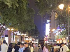 -八一路好吃街(雨田商务大厦店)