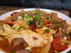 -老钟家烤羊排·敦伊阁清真餐厅胡羊焖饼