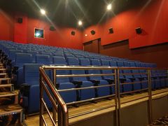 -武汉华夏国际影城(鲁广店)