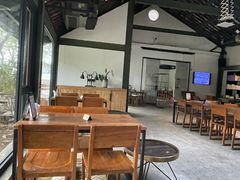 -喜洲吧·江畔老船厂·庭院餐厅(喜临院店)