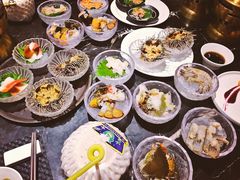 -半岛翡丽海鲜自助餐厅(观风亭店)