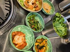 -欧巴炭烤肉오빠숯불구이(南京东路店)