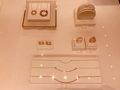 -Tiffany & Co.蒂芙尼
(南京德基广场店)