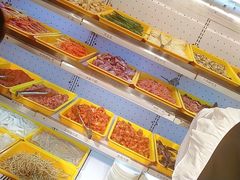 自助取餐区-爱客得牛排海鲜烤肉·火锅自助(春熙路黑金好店)