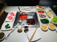 -海底捞火锅鲜切牛肉主题店(长寿路店)
