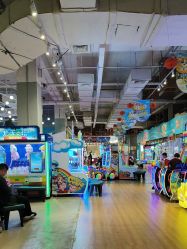 -探奇乐园蹦床公园(日月广场店)