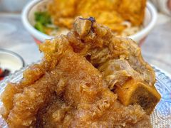 -弘束束柳州深巷螺蛳粉(珠江路店)