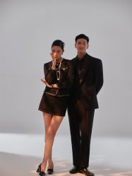 -至臻微拉婚纱摄影