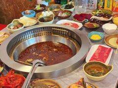 活蛙现杀现涮-宽尺巷鱼蛙自助火锅(虎丘钻石广场店)