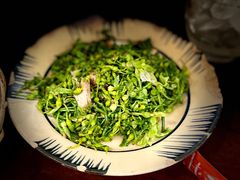炒南瓜花-Cuc Gach Quan Restaurant
