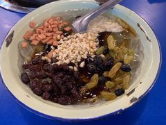 传统冰粉儿-马路边边串串香(北苑旗舰店)