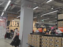 -首创奥特莱斯(西安店)