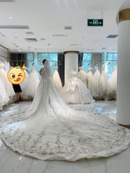 点击看大图 -GRACE KELLY婚纱与礼服(北京店)
