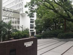 -香港大学