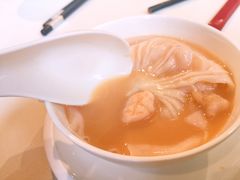蟹肉龙虾汤包-利苑酒家(金宝店)