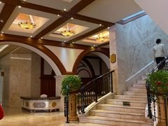 -山明水秀大饭店